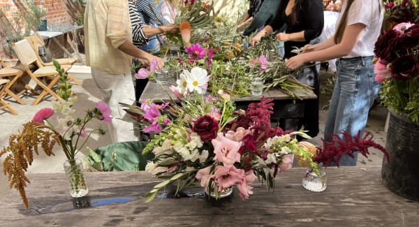 Bachelorette Bloom Workshop 