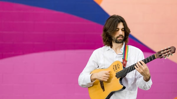 Entertainment, Art & Music