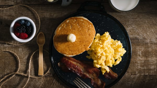 Family Style Breakfast
