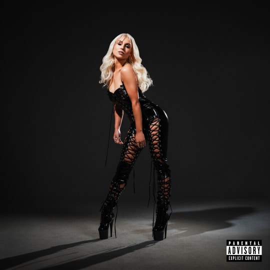 Royale Lynn - BLACK MAGIC
