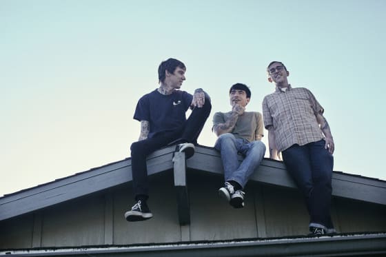 JOYCE MANOR ANNOUNCE NEW ALBUM  ‘40 OZ. TO FRESNO’ OUT JUNE 10 ON EPITAPH RECORDS NEW SINGLE AND VIDEO “GOTTA LET IT GO”  & US TOUR WITH THE STORY SO FAR THIS SPRING