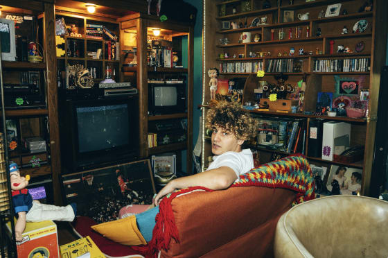 Dolo Tonight Announces Debut Concept Album ‘DVD Rental Store’  Out October 3 via Epitaph Records