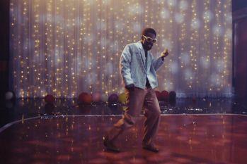 Curtis Harding Has “The Power”  Listen + Watch Dazzling New Roller Disco Video