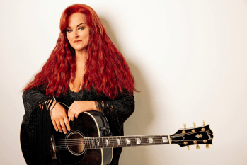 Wynonna Shares New Version Of “Beautiful Star Of Bethlehem”