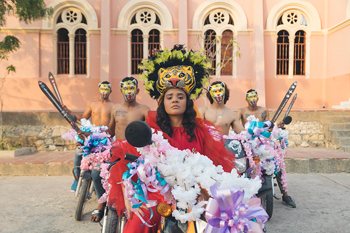 Lido Pimienta Shares New Single "Para Transcribir" (Luna Remix)