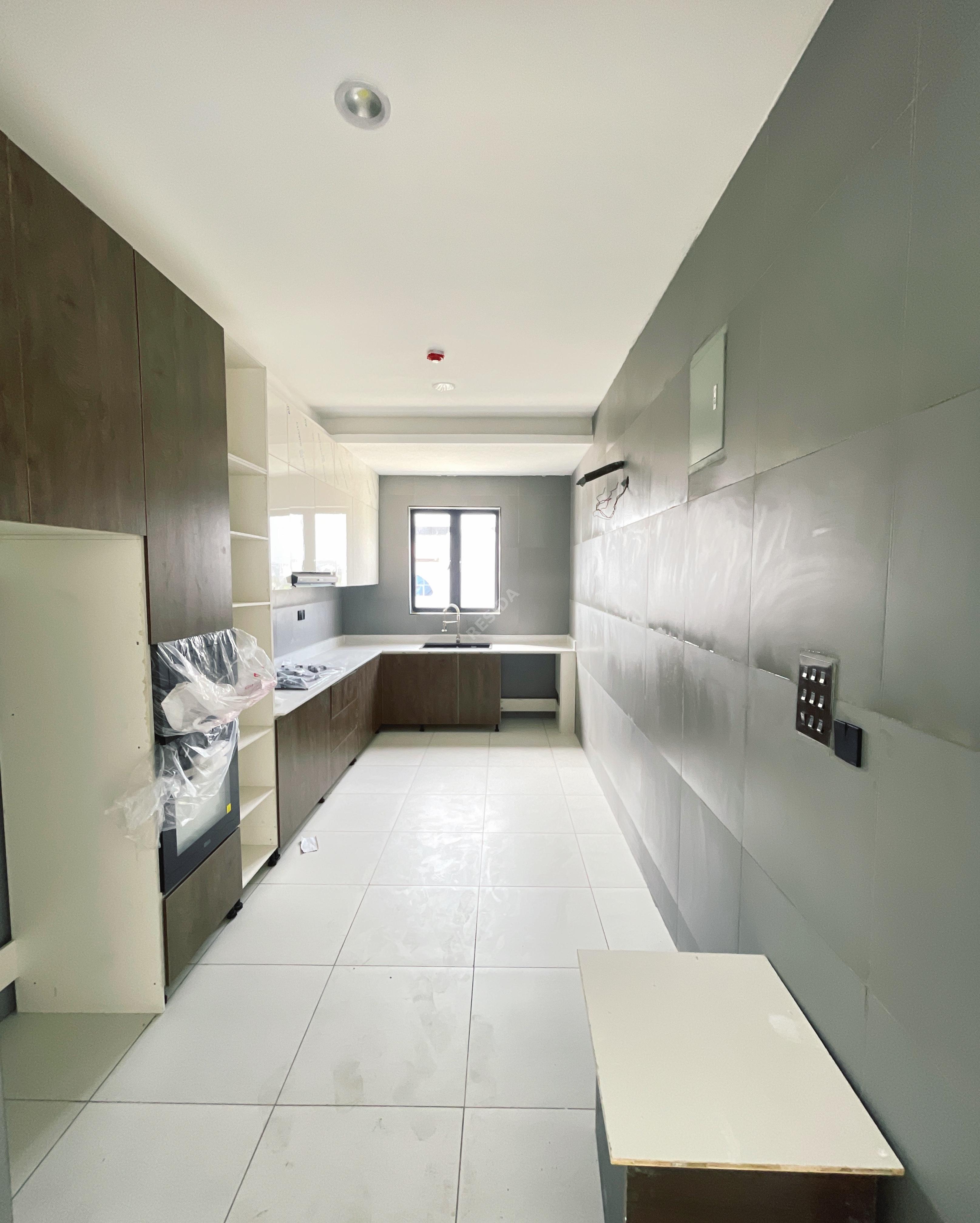 HARD WOOD GARDENS APARTMENT — photo 4