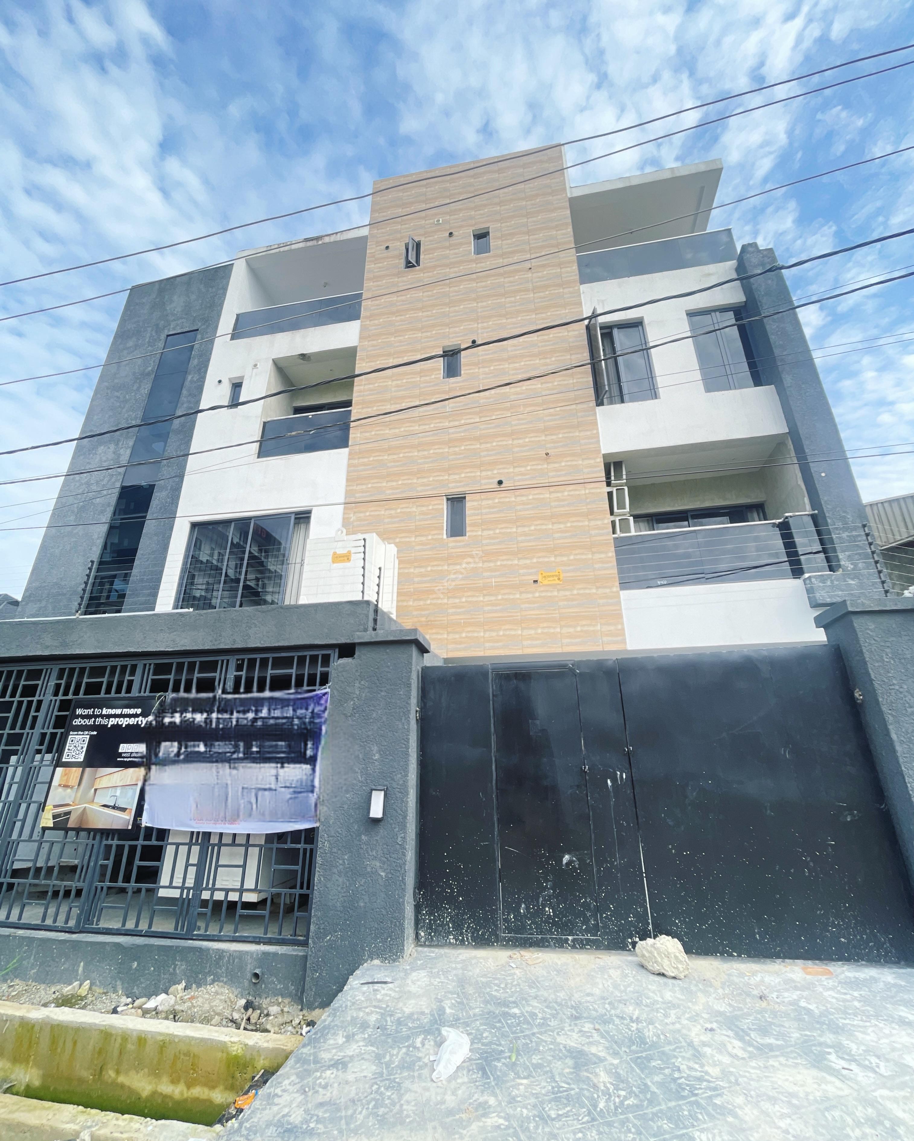 BOLA & CO APARTMENT — photo 1