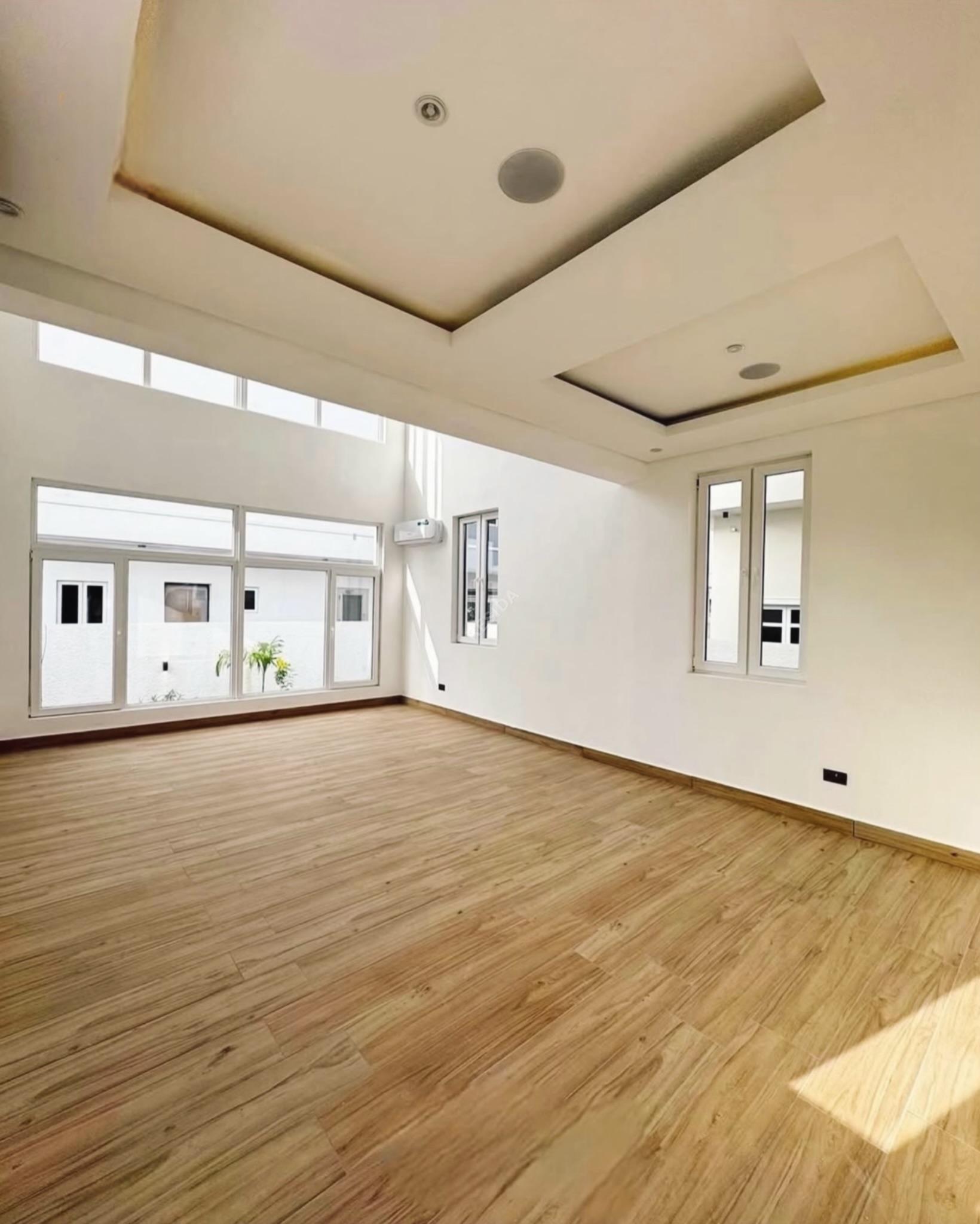 Pinnock Beach Duplex — photo 3