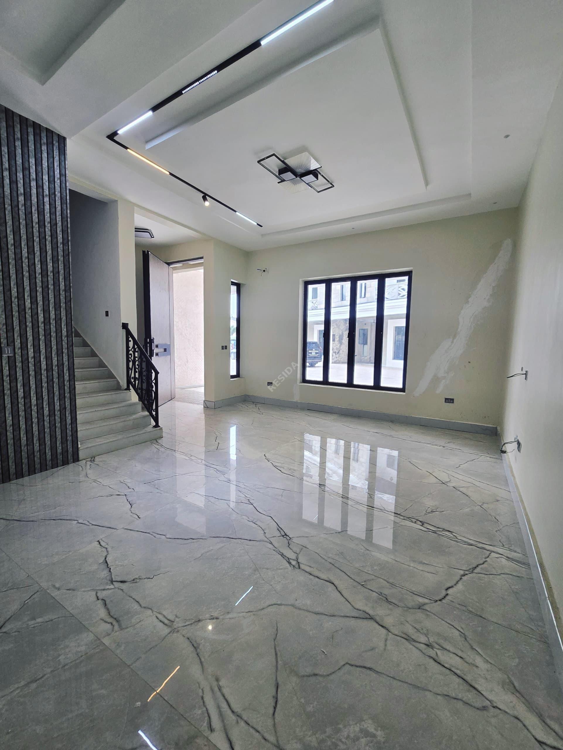IKOYI TERRACE — photo 3