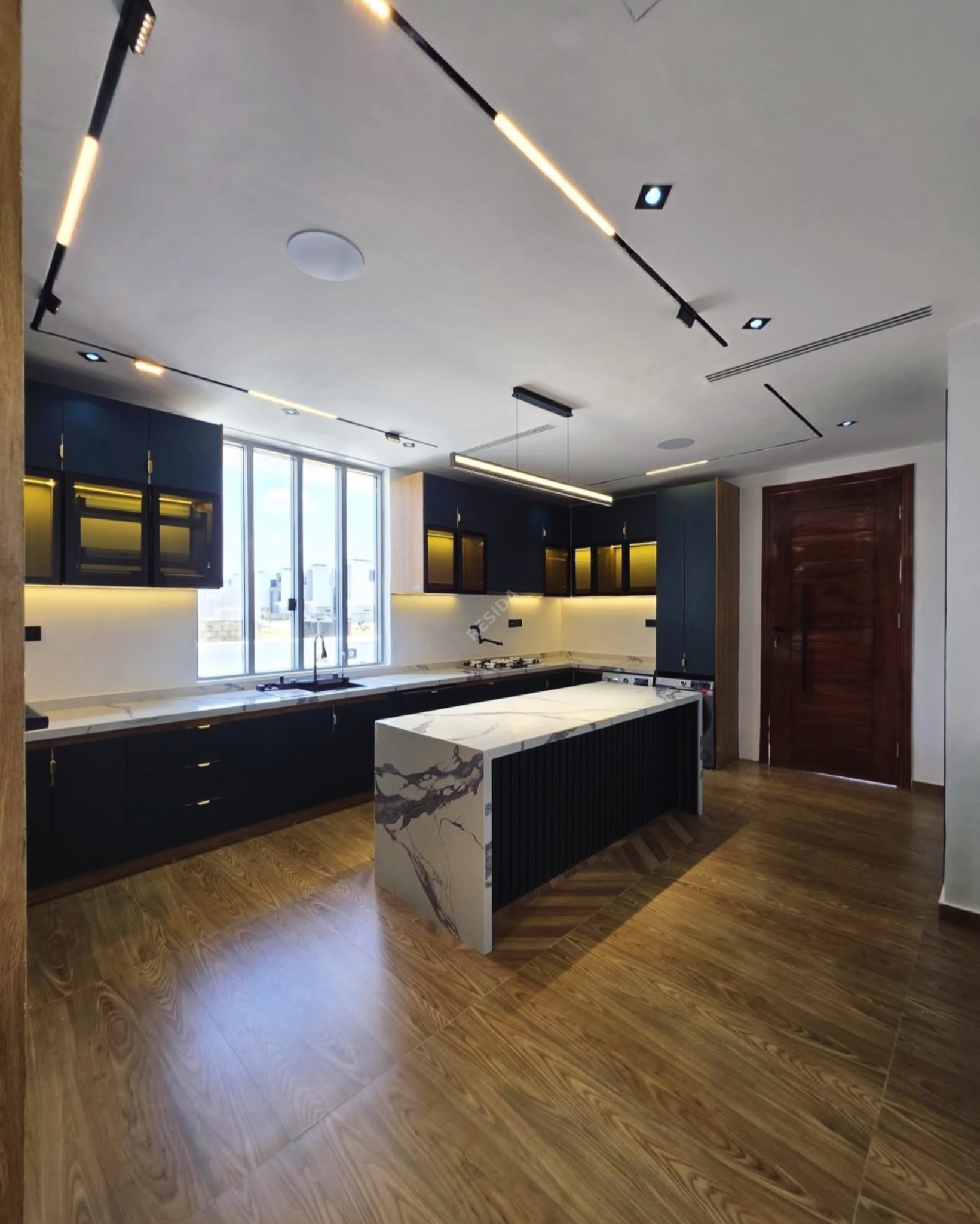 IKATE DUPLEX LAGOS NG — photo 4