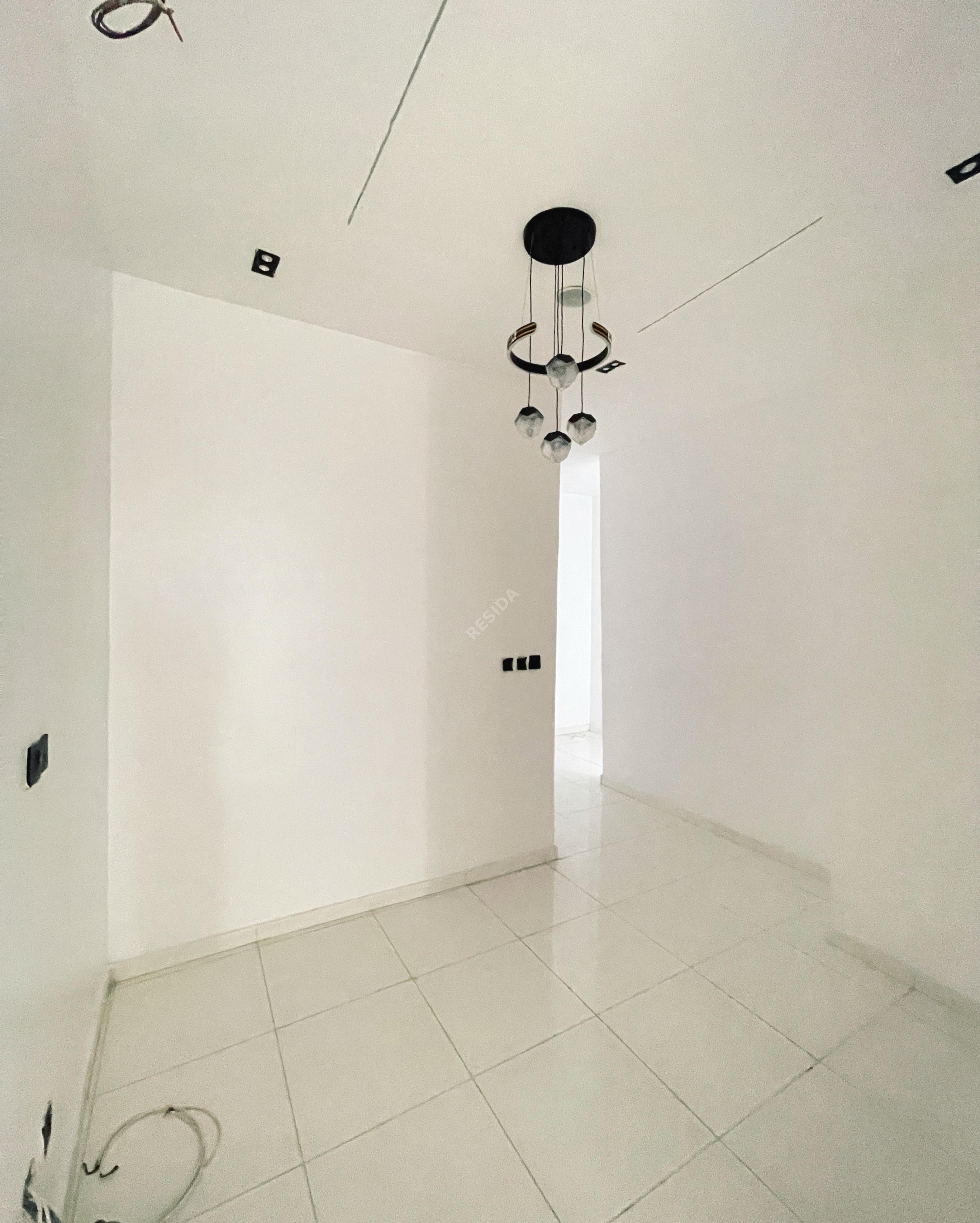 GENERAL PAINT DUPLEX — photo 5