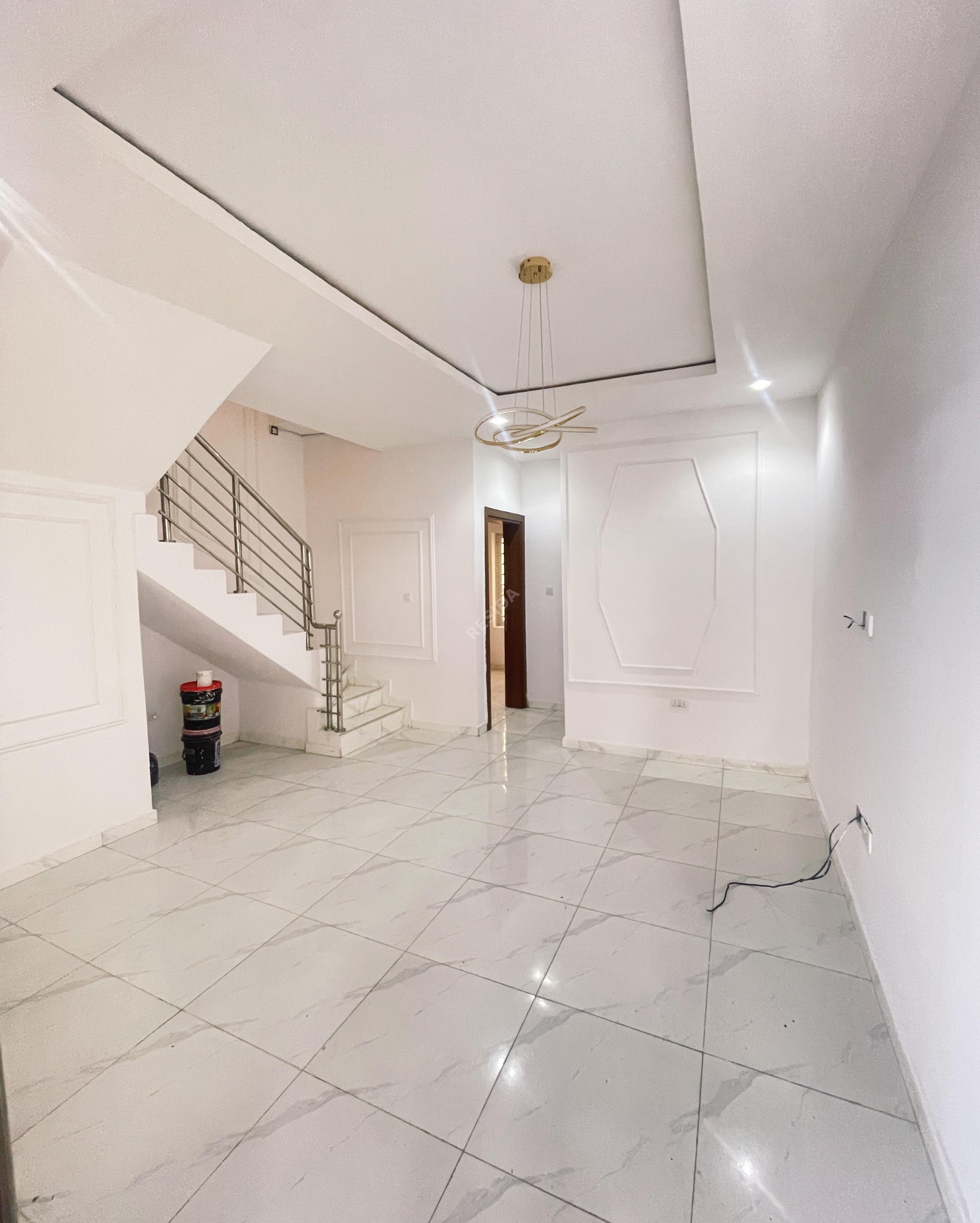 CORNER STONE COURT PLASE 1 LAGOS — photo 2