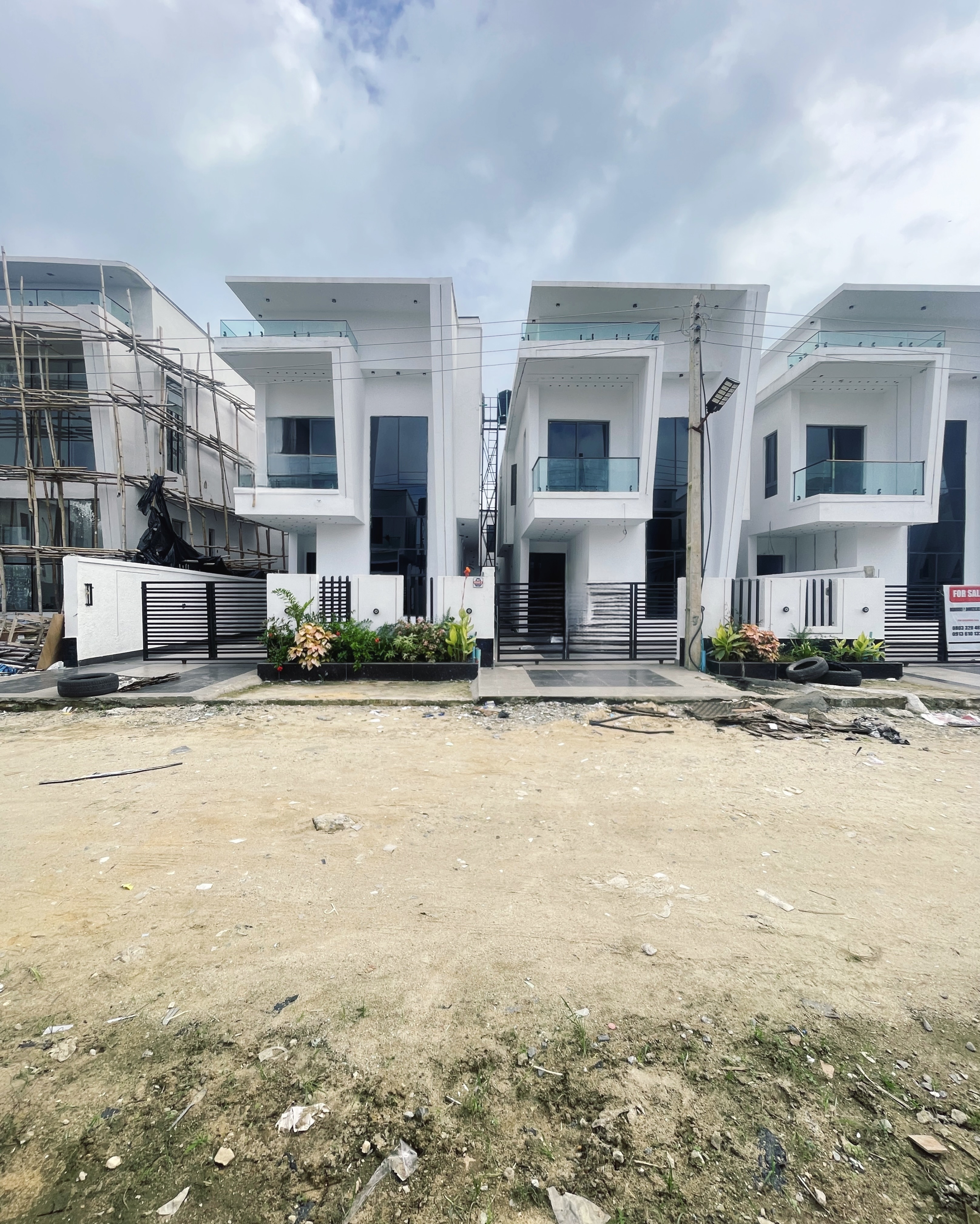 MADUBUKO. P & CO PROPERTY LAGOS — photo 1