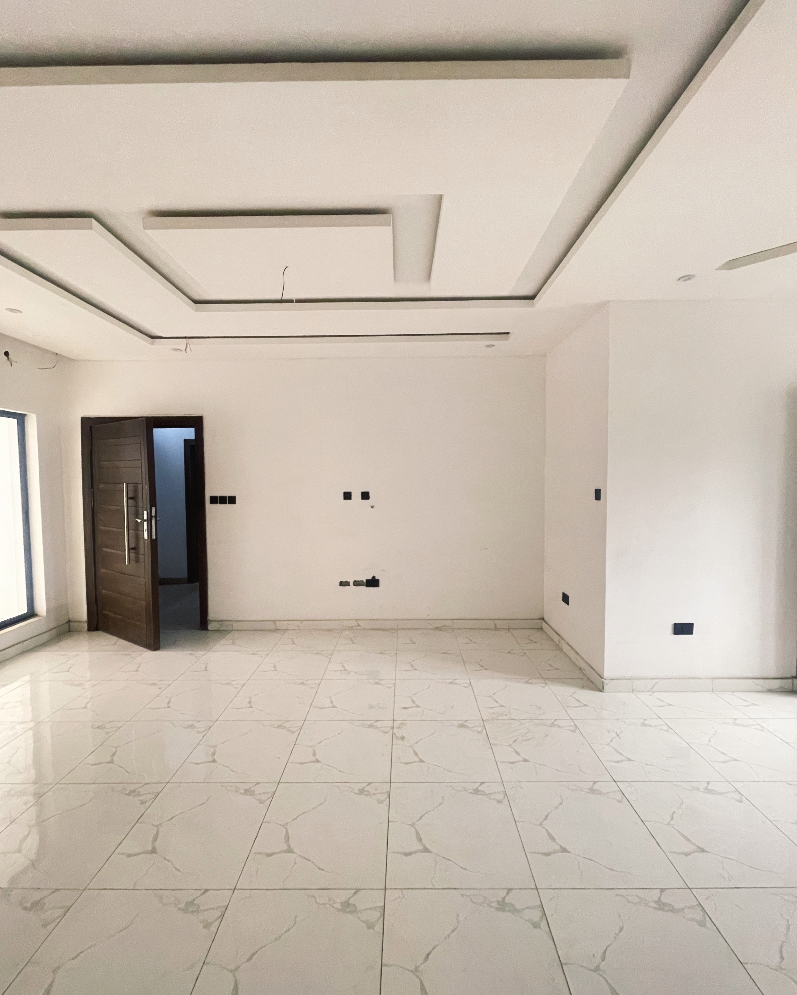 IVANA COURT LAGOS — photo 4