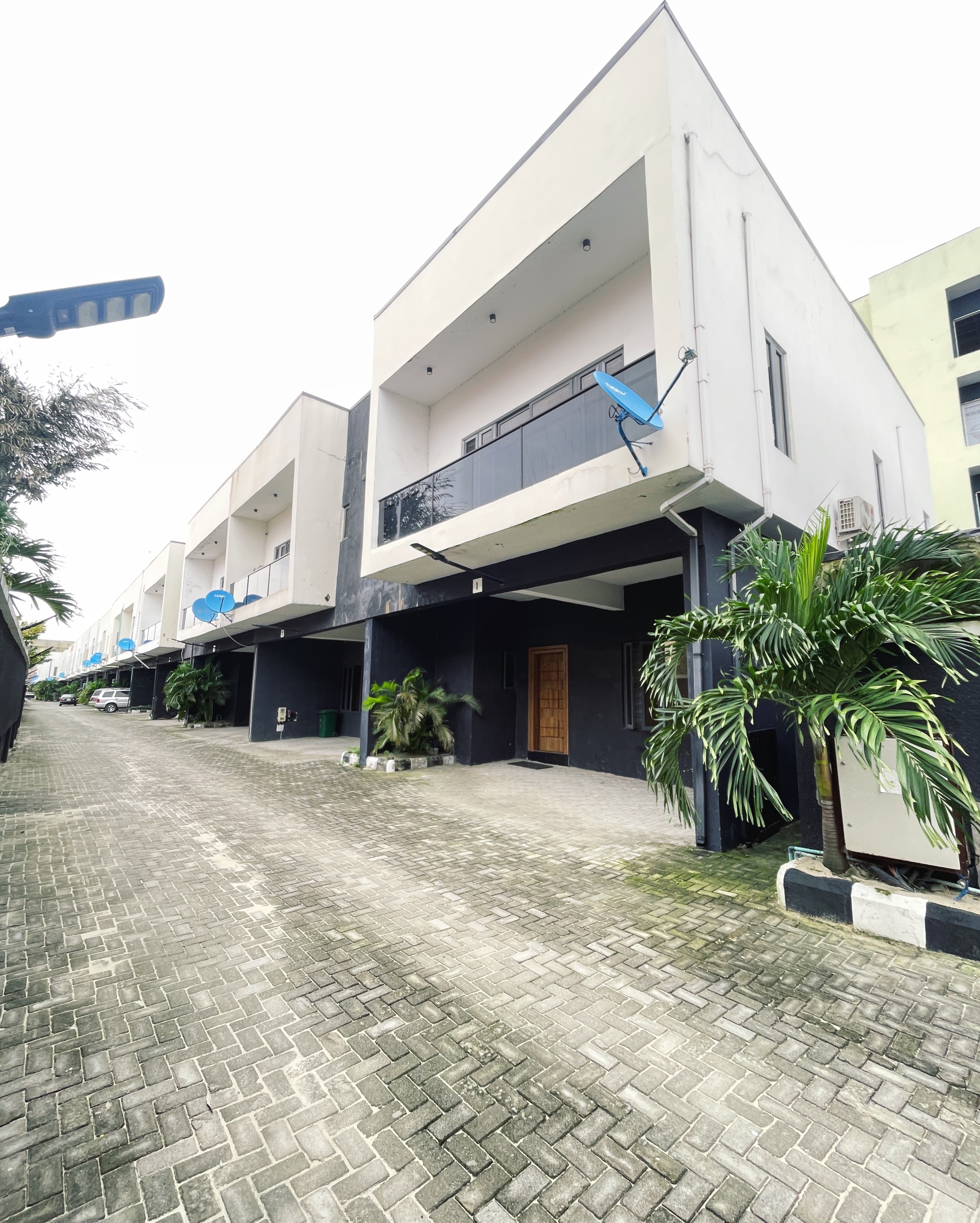 THE PARLIAMENT LAGOS — photo 1