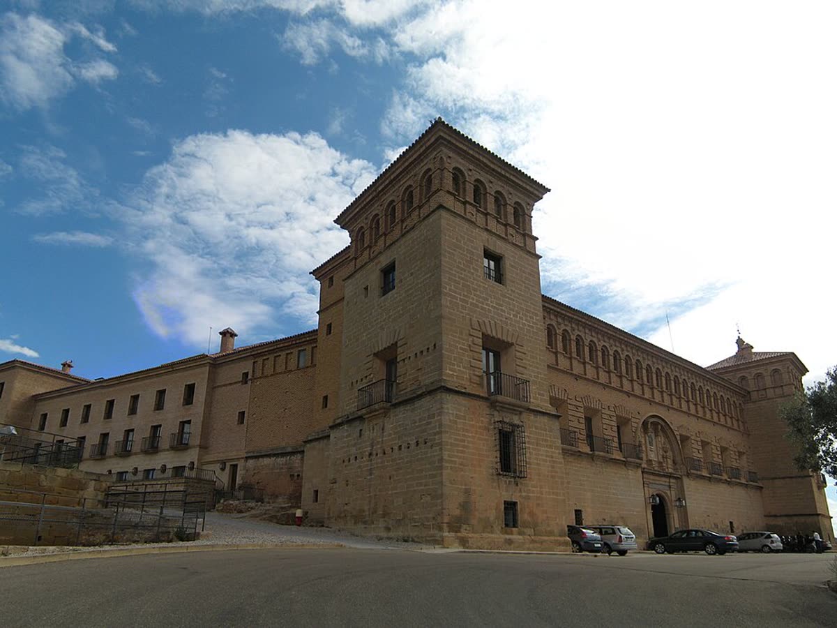 El Castillo-Convento de Calatravos de Alcañiz, hoy Parador Nacional
