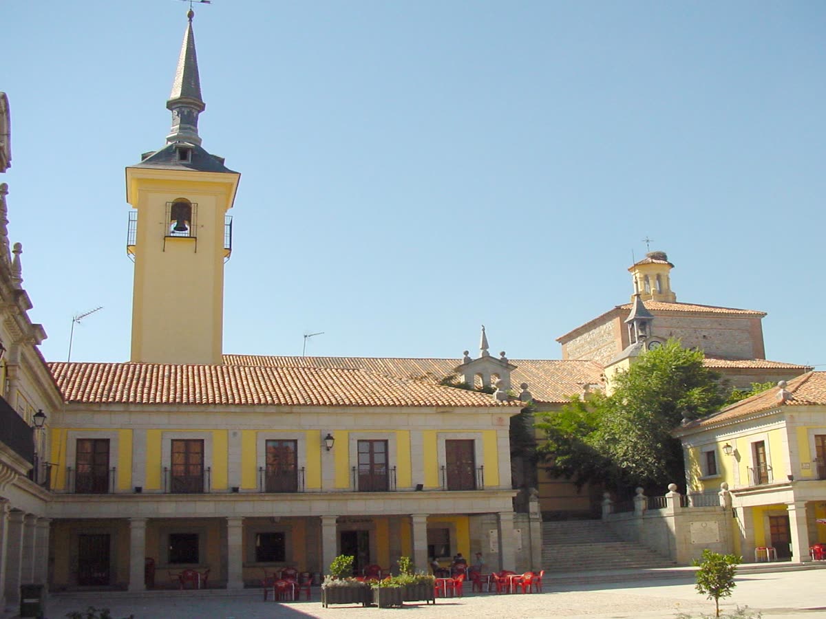 Torre campanario de la Iglesia de Nuestra Señora de la Asunción en Brunete