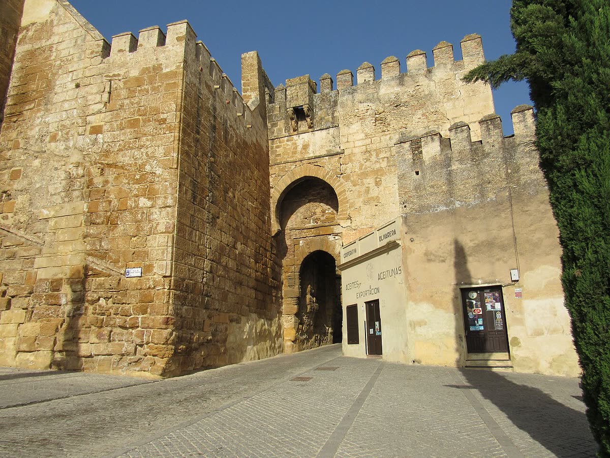 La Puerta de Sevilla de Carmona, antigua fortaleza de acceso al casco histórico