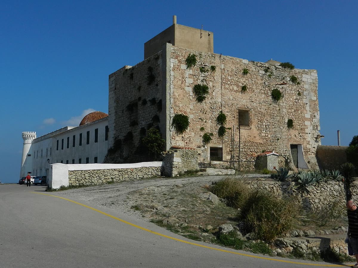 Santuario de la Mare de Déu del Toro en la cima del Monte Toro, Menorca