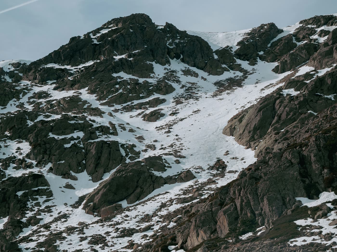 Pico de Peñalara nevado en Rascafría