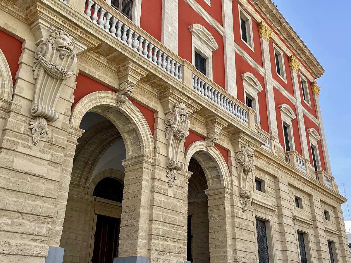 Fachada del ayuntamiento de San Fernando
