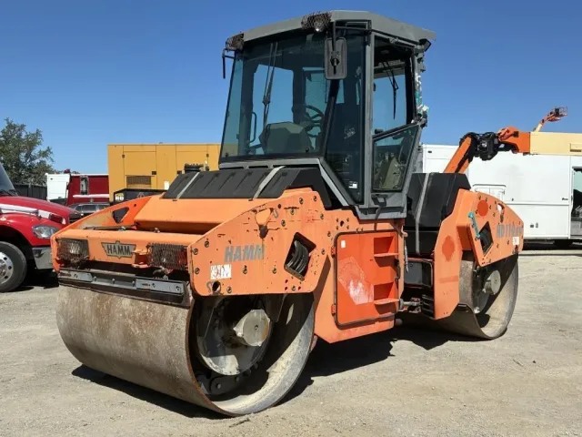Hamm HD110HV Compactor image