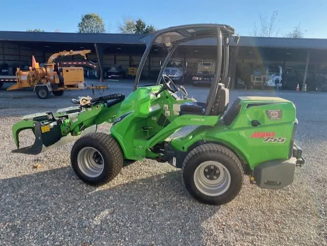Avant 755 Wheel Loader image