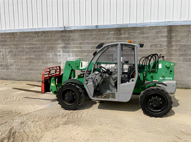 Genie GTH5519 Telehandler image