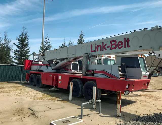 Link-Belt HTC-50 Crane image