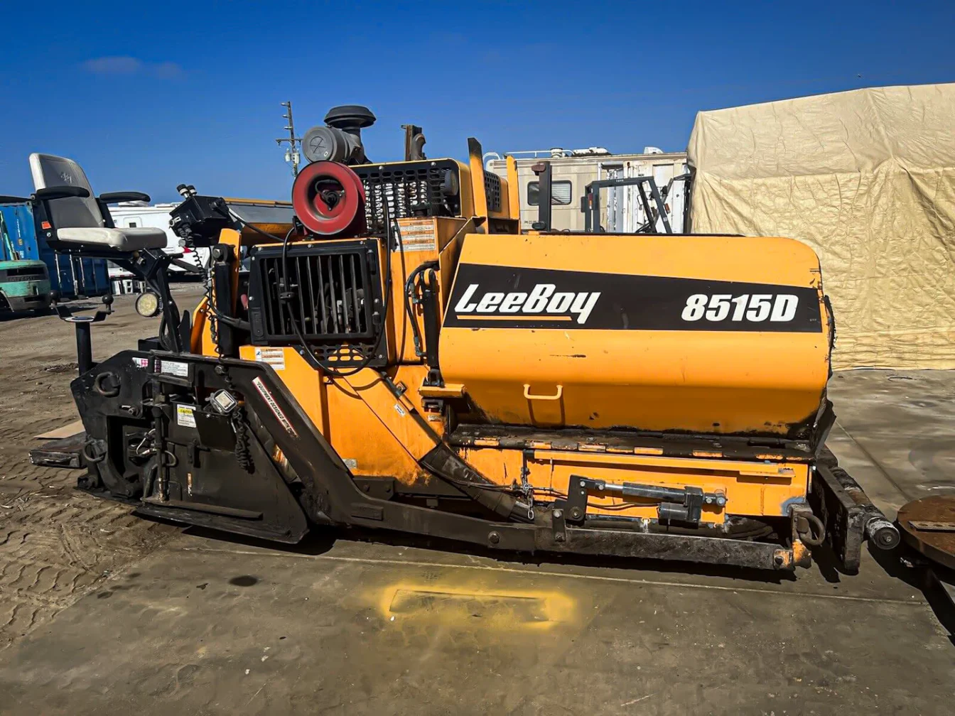 LeeBoy_8515D_Asphalt_Paver_A.jpg