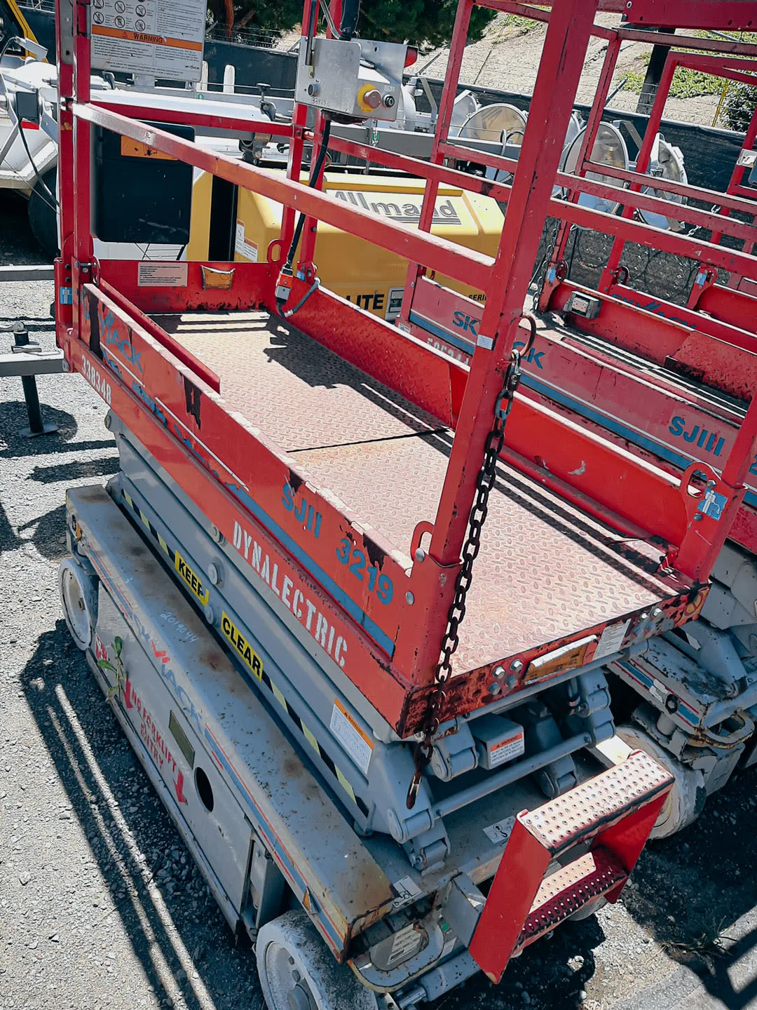 2019044_Skyjack_SJ111_3219_Scissor_Lift_A.jpg