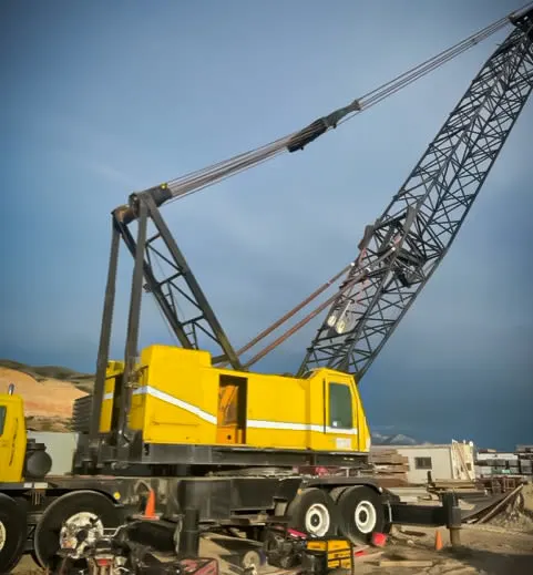 American_8460_Lattice_Boom.jpg