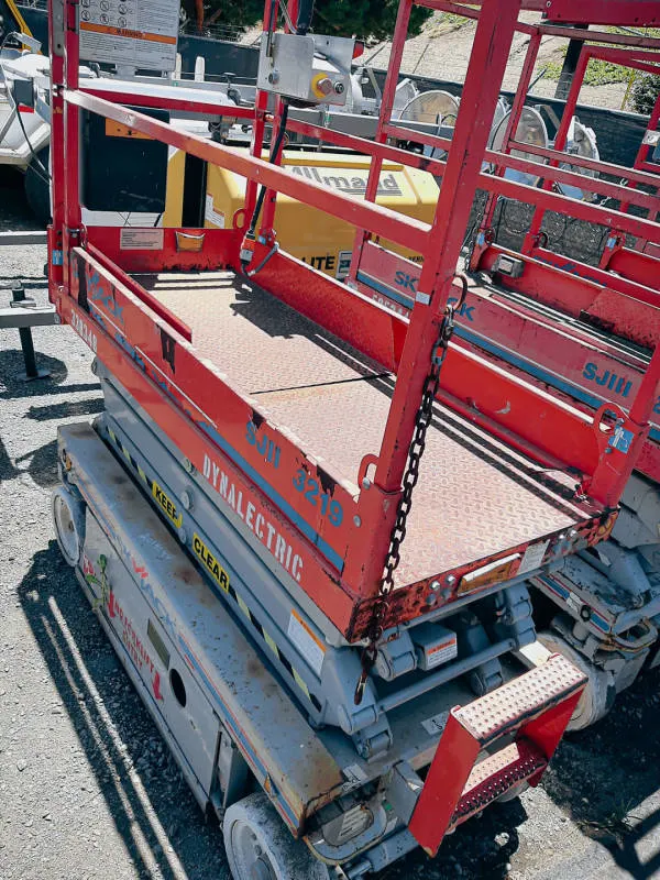 2019044_Skyjack_SJ111_3219_Scissor_Lift_A.jpg