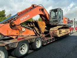 2008_Hitachi_ZX270LC_Excavator_C.jpg