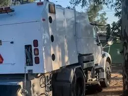 Sterling_Acterra_Sweeper_Truck_D.jpg
