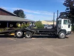 Assets/2004_Sterling_SC800_Hauler_Truck__8