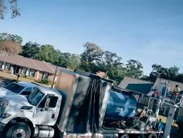 International_Workstar_7500_Boiler_Truck_D.jpg