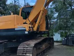 2013_Hyundai_Robex_160LC9_C.jpg