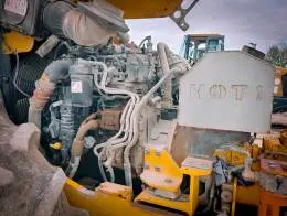 Sakai_SV540T_PadFoot_Roller_Compactor_E.jpg