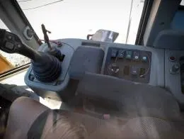 Hyundai_HL770_Wheel_Loader_F.jpg