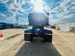 2015_Peterbilt_579_Transfer_Truck_B.jpg