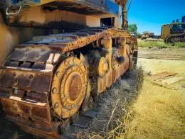 Komatsu_375_Crawler_Dozer_E.jpg