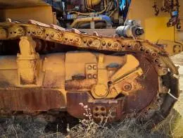 Komatsu_375_Crawler_Dozer_F.jpg