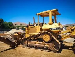 Caterpillar_D6M_Crawler_Dozer_B.jpg