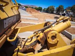 Caterpillar_D6M_Crawler_Dozer_e.jpg
