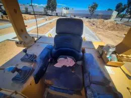 Caterpillar_D6M_Crawler_Dozer_e.jpg