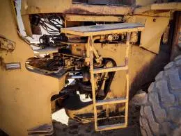 Caterpillar_936_Wheel_Loader_E.jpg