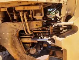 Caterpillar_936_Wheel_Loader_F.jpg