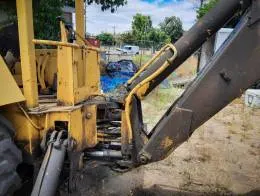 Ford_755B_Loader_Backhoe_E.jpg