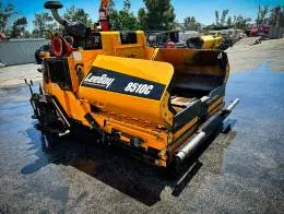 LeeBoy_8510C_Asphalt_Paver_Tracked_F.jpg